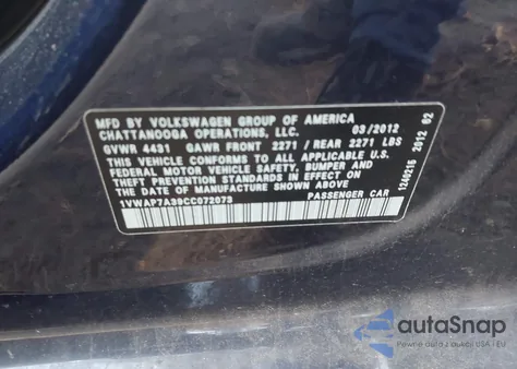 2012 Volkswagen Passat 2.5L S z USA, uszkodzony, nr VIN 1VWAP7A39CC072073